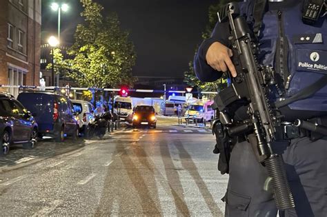 Gunman kills two Swedes in Brussels, prompting terror alert and halt of Belgium-Sweden soccer match